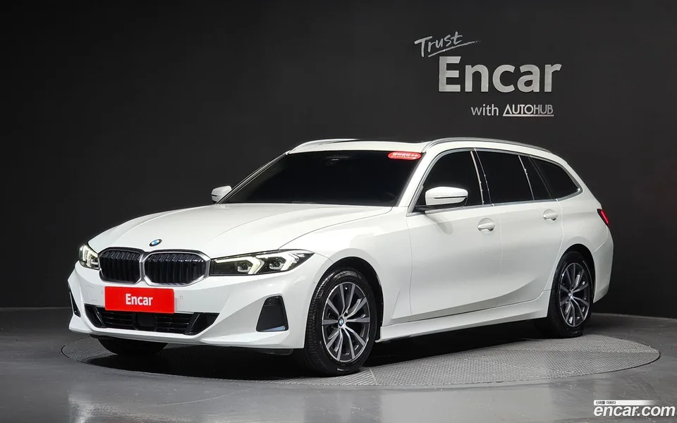 BMW 3 Series 320d 2023 — photo 1, buy with delivery to Moscow