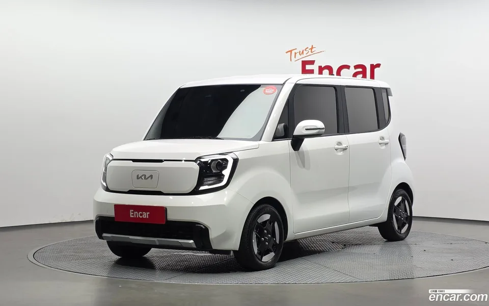 Kia Ray EV 2024 — photo 1, buy with delivery to Moscow