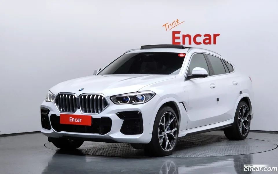 BMW X6 xDrive30d M 2022 — photo 1, buy with delivery to Moscow