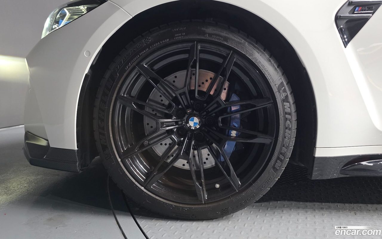 BMW M3 2023 — 5