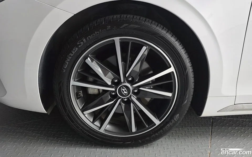 Hyundai Grandeur IG 2.5 2022 — thumbnail 2