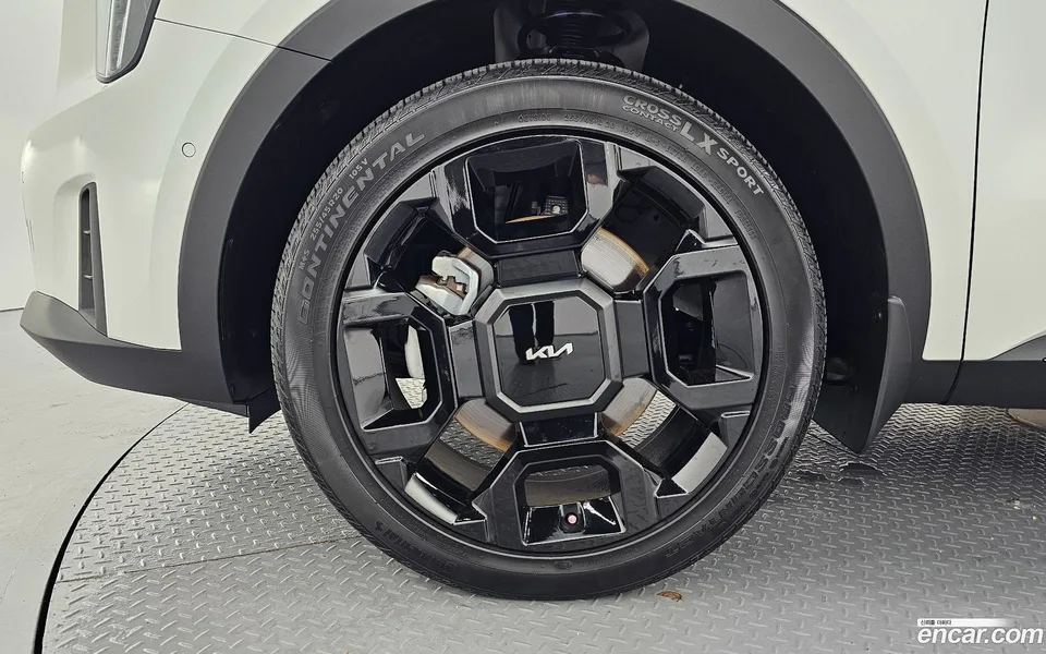 Kia Sorento 2.5T 2WD 2024 — thumbnail 2