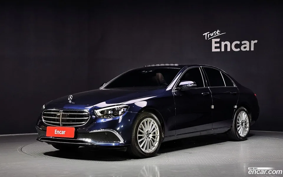 Mercedes-Benz E-Class E250 2022 — photo 1, buy with delivery to Moscow