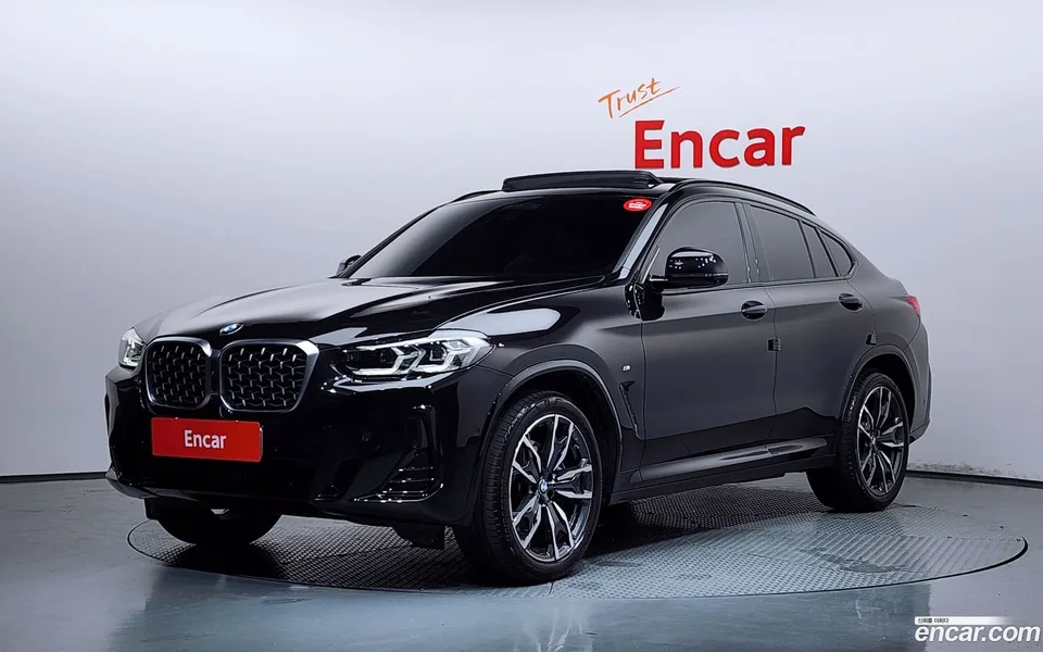 BMW X4 xDrive20d M 2025 — photo 1, buy with delivery to Moscow