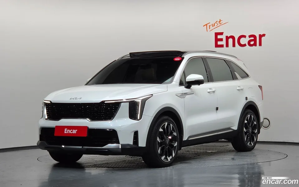Kia Sorento 2.5T 4WD 2023 — photo 1, buy with delivery to Moscow