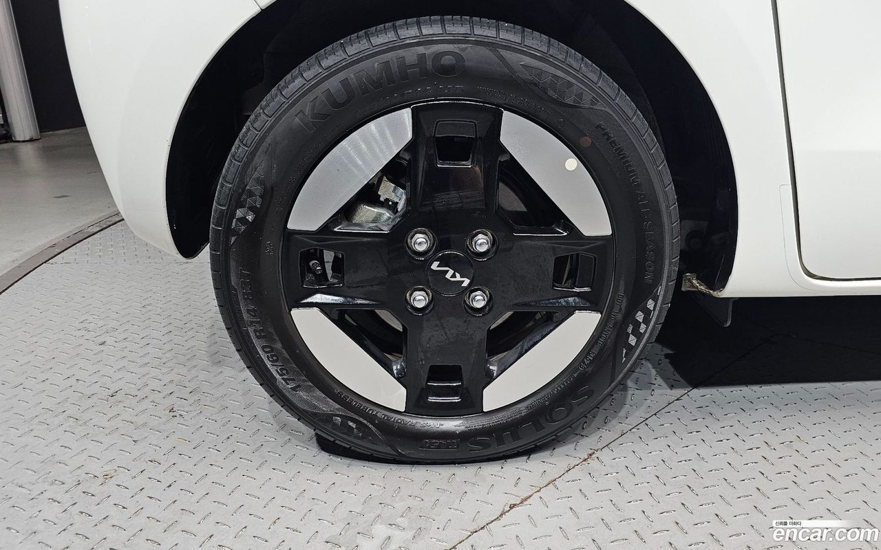 Kia Ray EV 2023 — 2