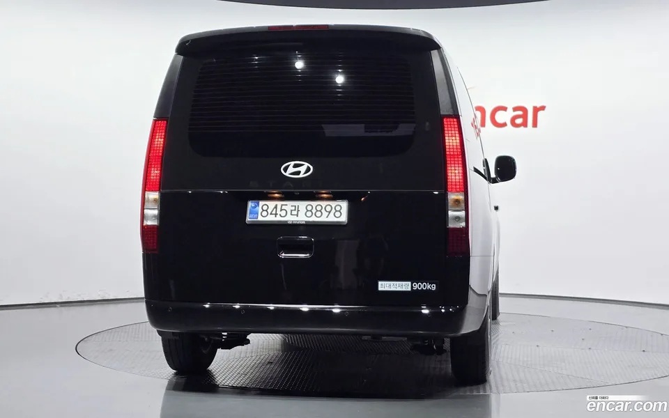 Hyundai Staria 3 2025 — thumbnail 4