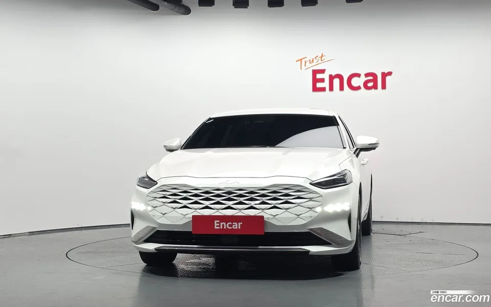 Kia K8 Hybrid 2023 — thumbnail 3
