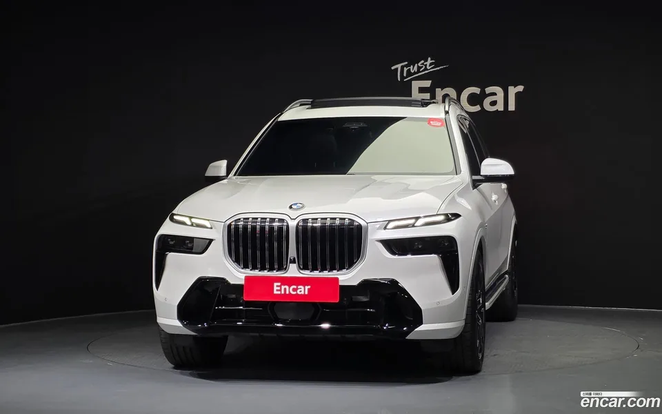 BMW X7 xDrive 40i M 6 2024 — thumbnail 3