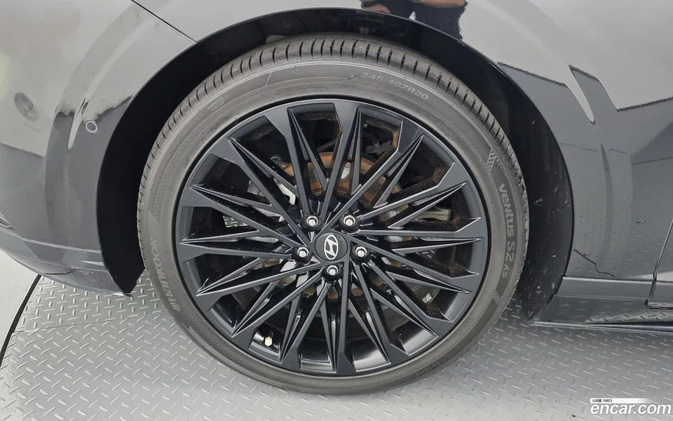 Hyundai Grandeur Hybrid 2023 — thumbnail 2