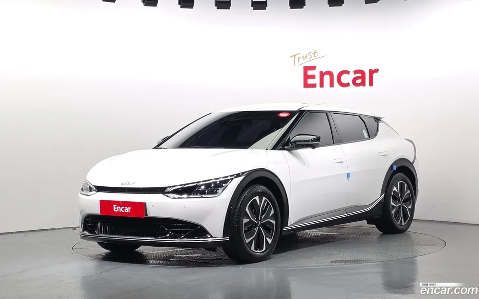Kia EV6 2024 — photo 1, buy with delivery to Moscow