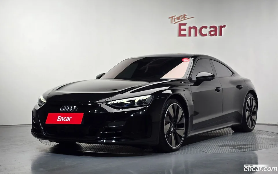 Audi e-tron GT GT 2022 — photo 1, buy with delivery to Moscow