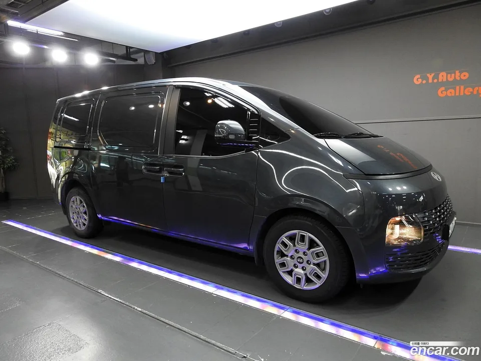 Hyundai Staria 2024