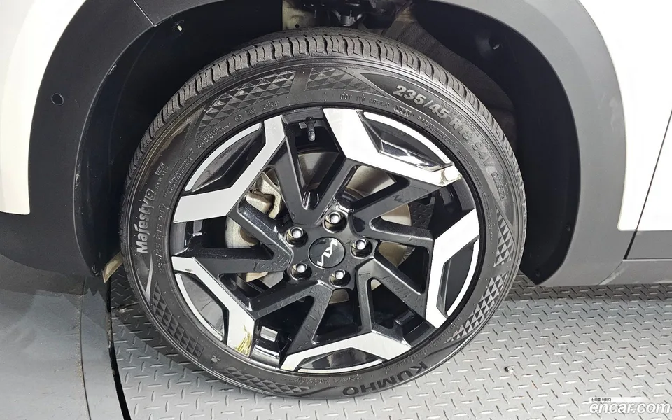 Kia Seltos 1.6 2WD 2023 — thumbnail 2