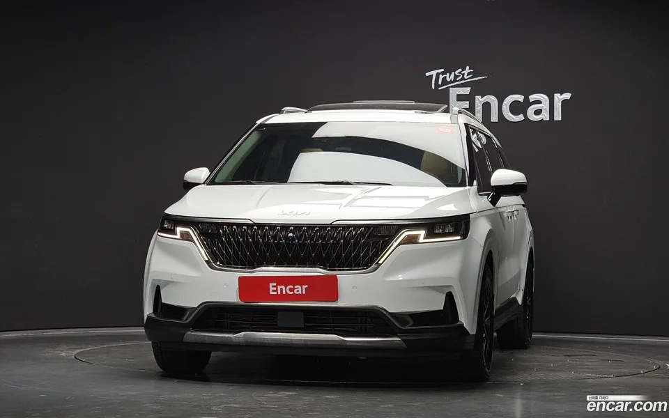 Kia Carnival 9 2022 — thumbnail 3