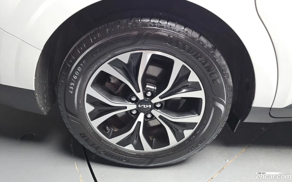 Kia Carnival 9 2022 — thumbnail 5