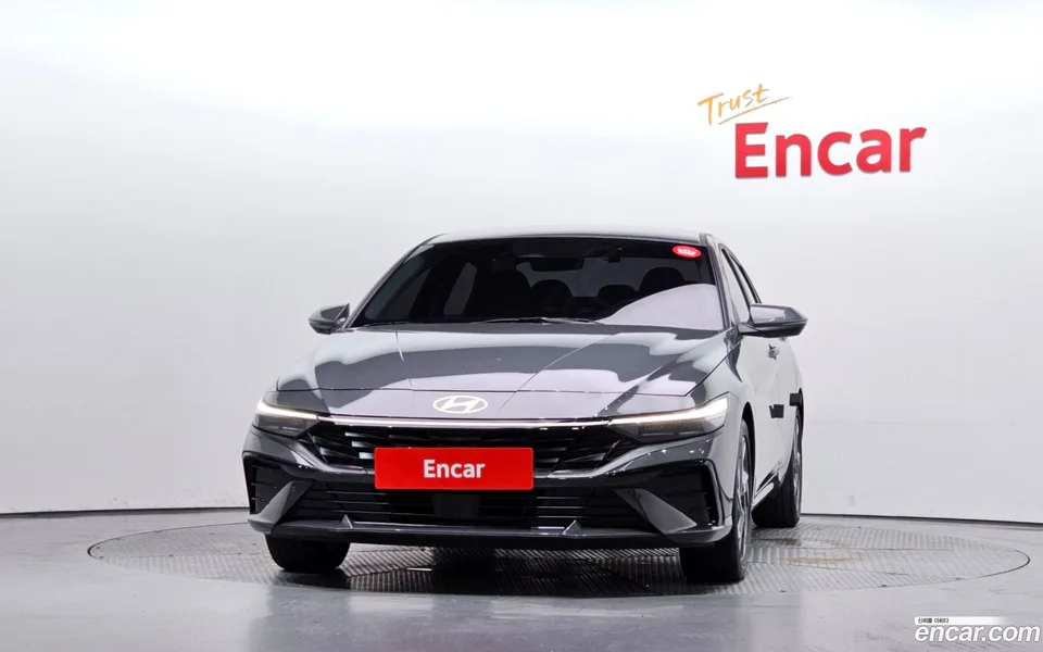 Hyundai Avante CN7 1.6 2025 — thumbnail 3