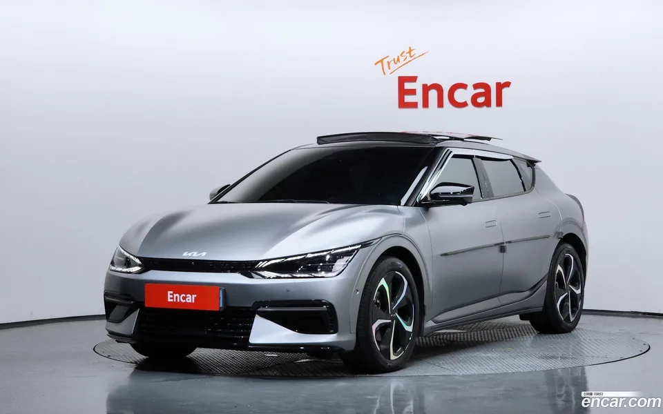 Kia EV6 4WD 2022 — photo 1, buy with delivery to Moscow