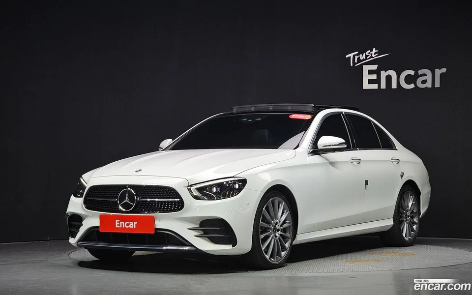 Mercedes-Benz E-Class E350 4MATIC AMG Line 2022 — photo 1, buy with delivery to Moscow