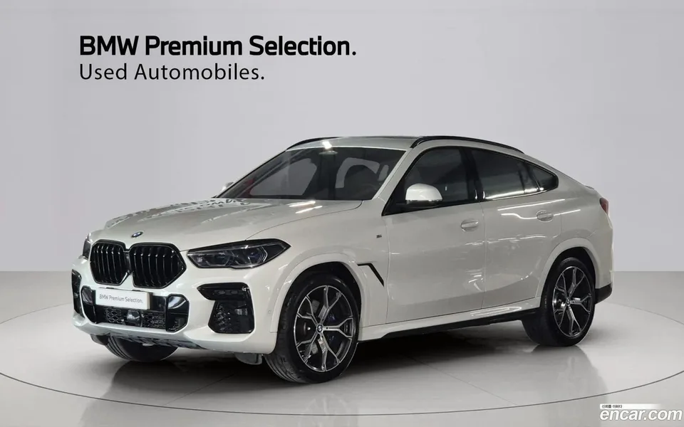 BMW X6 xDrive40i M 2023 — photo 1, buy with delivery to Moscow