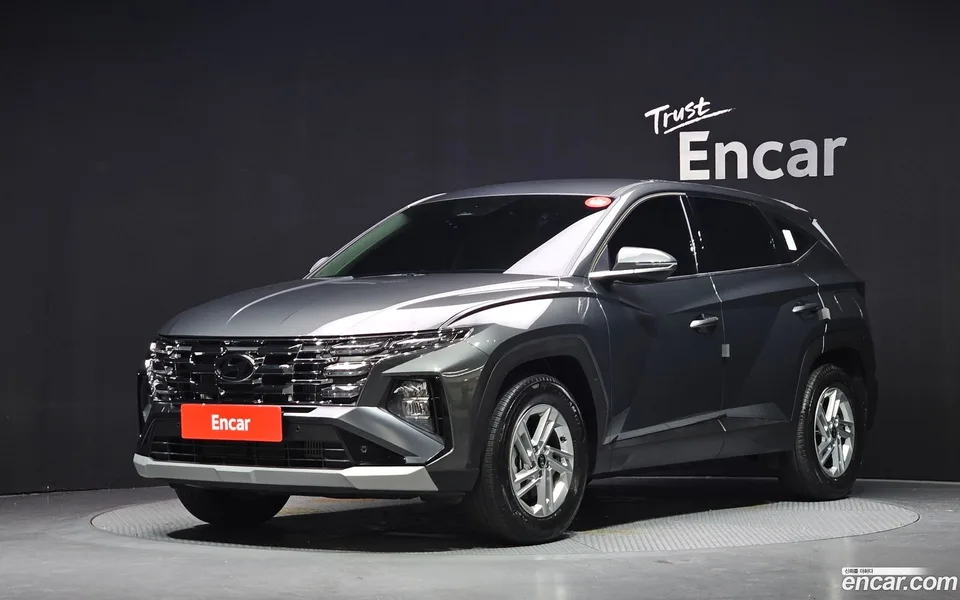 Hyundai Tucson NX4 1.6 2WD 2025 — photo 1, buy with delivery to Moscow