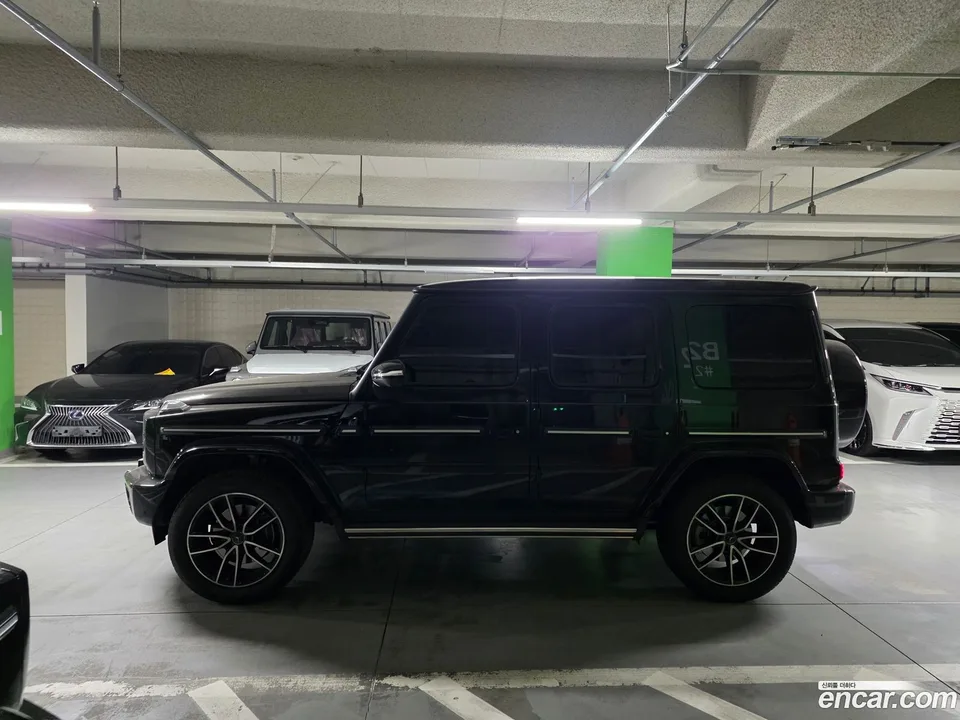 Mercedes-Benz G-Class G450d 2025 — thumbnail 3