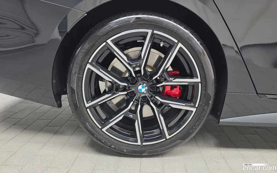 BMW 4 Series 420i M 2026 — thumbnail 2