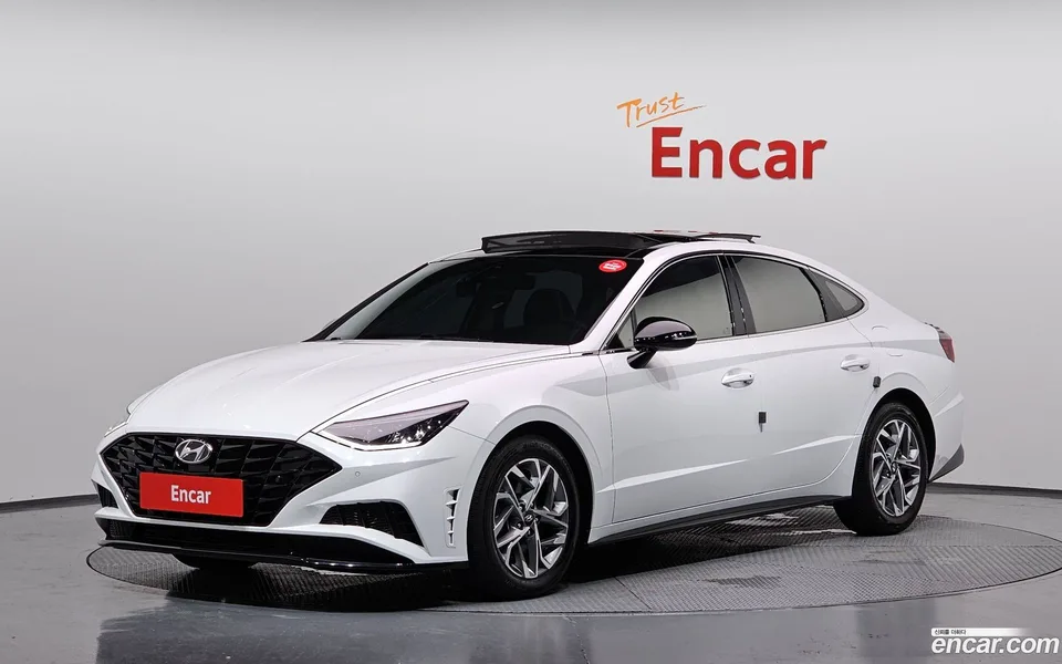 Hyundai Sonata 1.6 2022 — photo 1, buy with delivery to Moscow