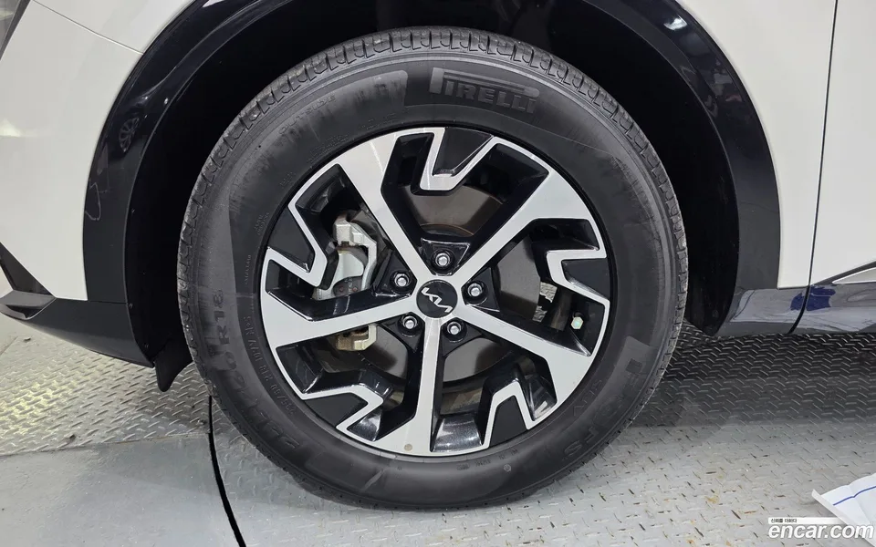 Kia Sportage Hybrid 2WD 2022 — thumbnail 2