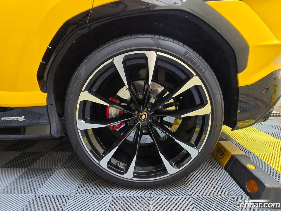 Lamborghini Urus 4.0 V8 S 2024 — thumbnail 2