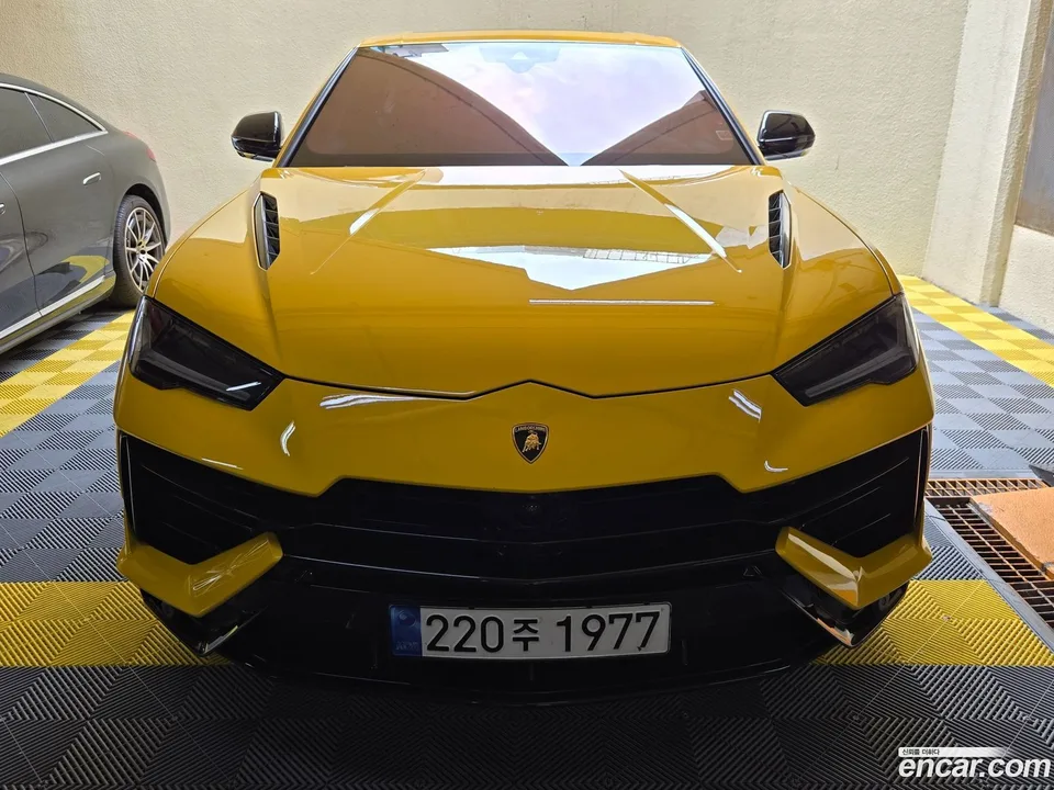 Lamborghini Urus 4.0 V8 S 2024 — thumbnail 3