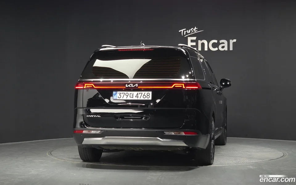 Kia Carnival 9 2022 — thumbnail 4