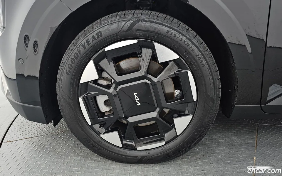 Kia Carnival 7 2025 — thumbnail 5