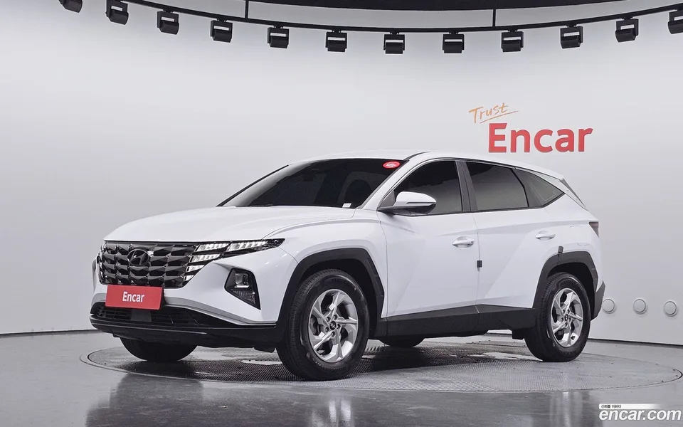 Hyundai Tucson 1.6 2WD 2022 — photo 1, buy with delivery to Moscow