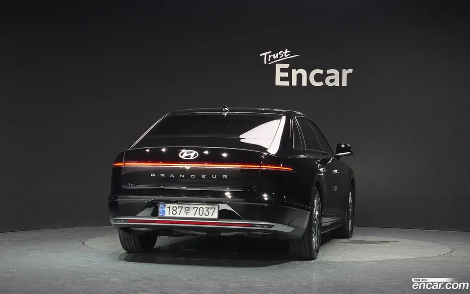 Hyundai Grandeur 3.5 2WD 2022 — thumbnail 4