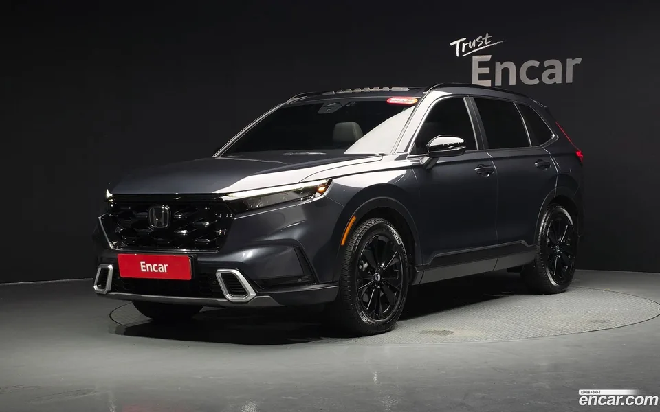 Honda CR-V 2.0 2WD 2024 — photo 1, buy with delivery to Moscow