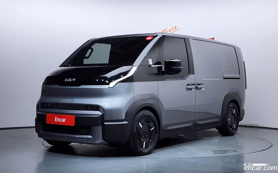 Kia PV5 2026 — фото 1, купить с доставкой в Москву