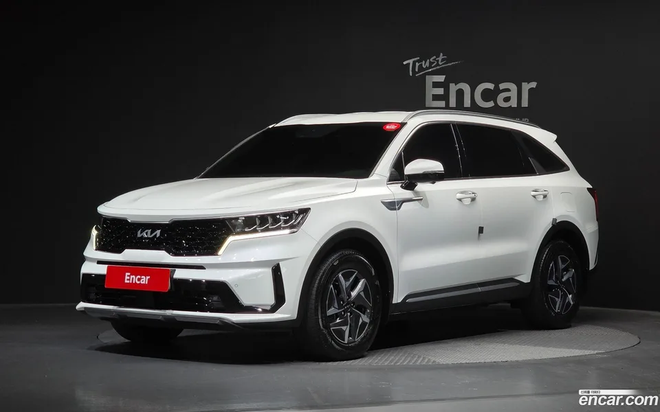 Kia Sorento HEV 1.6 2WD 2022 — photo 1, buy with delivery to Moscow