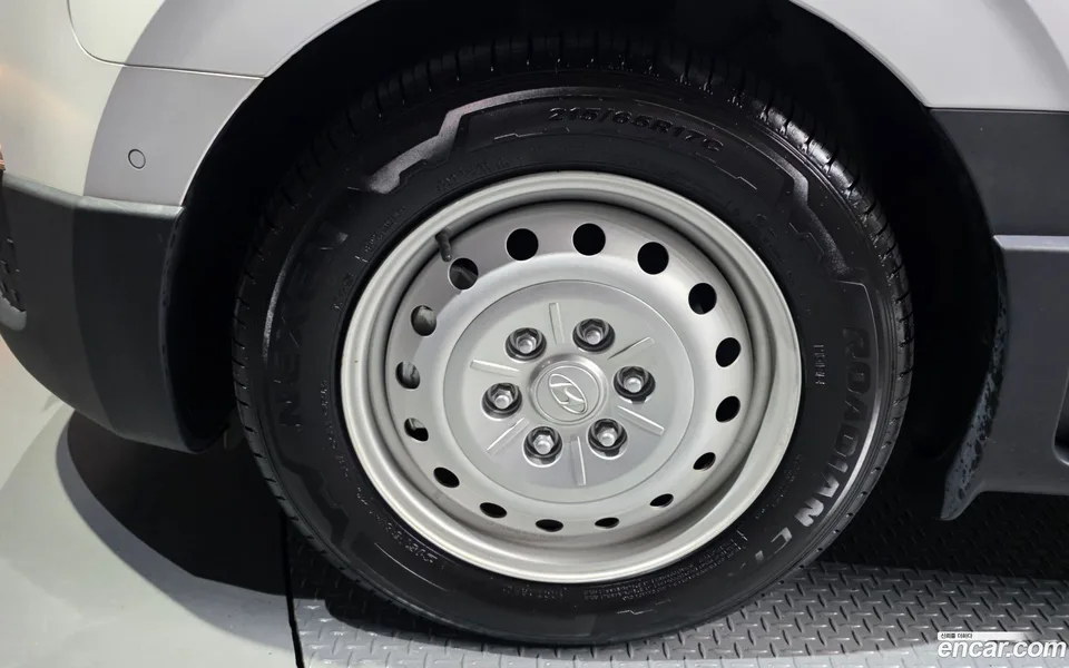 Hyundai ST1 2024 — thumbnail 5