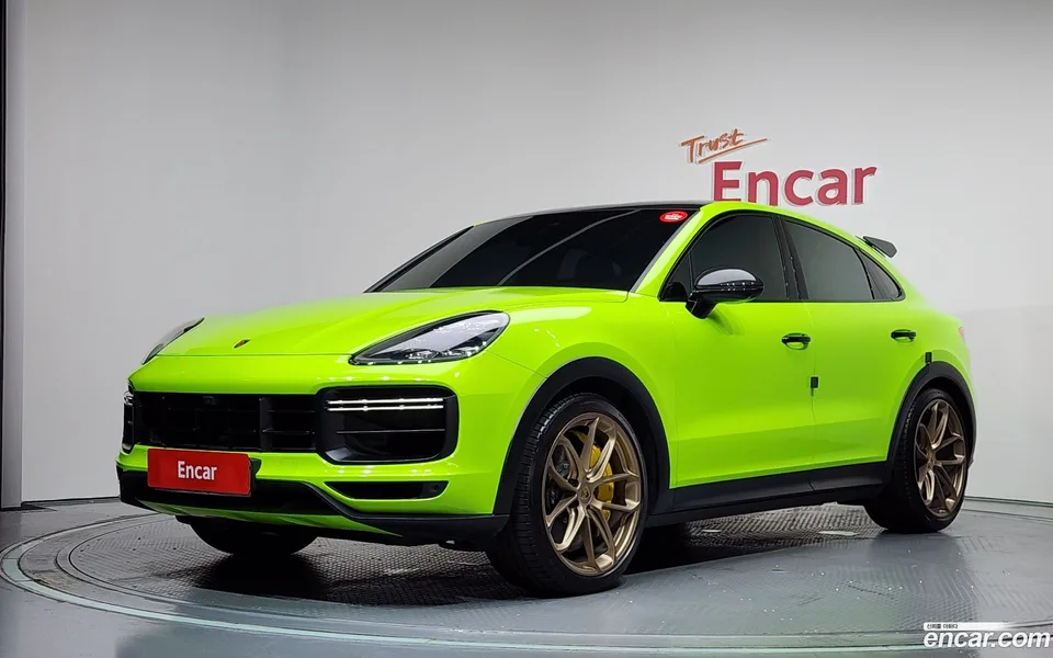 Porsche Cayenne 4.0 GT 2022 — photo 1, buy with delivery to Moscow