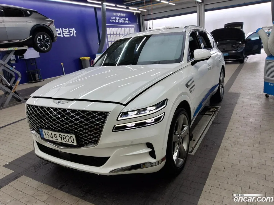 Genesis GV80 3.5T AWD 2022 — photo 1, buy with delivery to Moscow