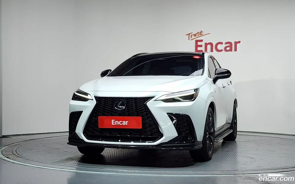Lexus NX 450h+ F-Sport 2025 — thumbnail 3