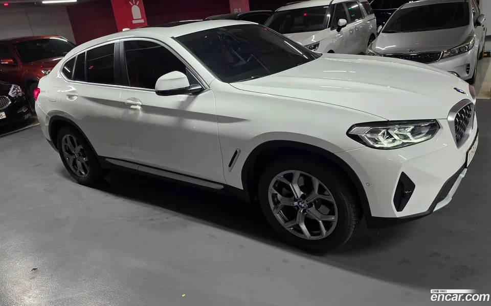 BMW X4 xDrive20i xLine 2024 — thumbnail 3