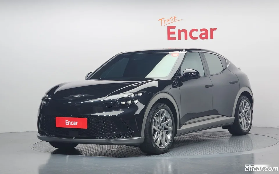 Genesis GV60 AWD 2022 — photo 1, buy with delivery to Moscow