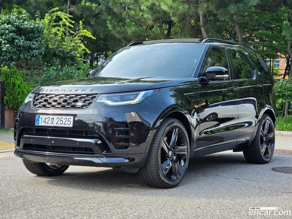 Land Rover Discovery D350 HSE 2025 — photo 1, buy with delivery to Moscow