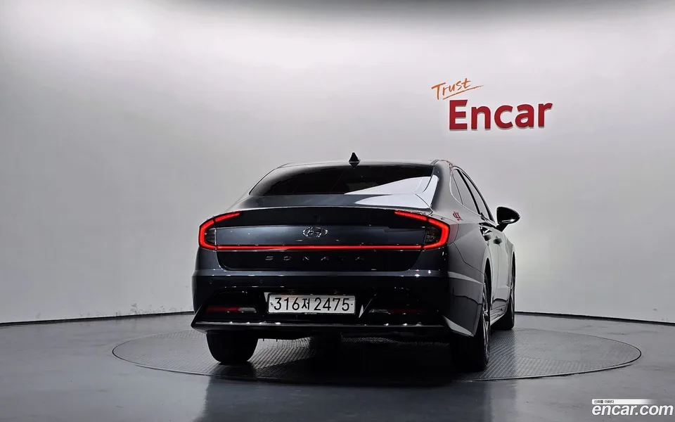 Hyundai Sonata 2.0 2022 — thumbnail 4