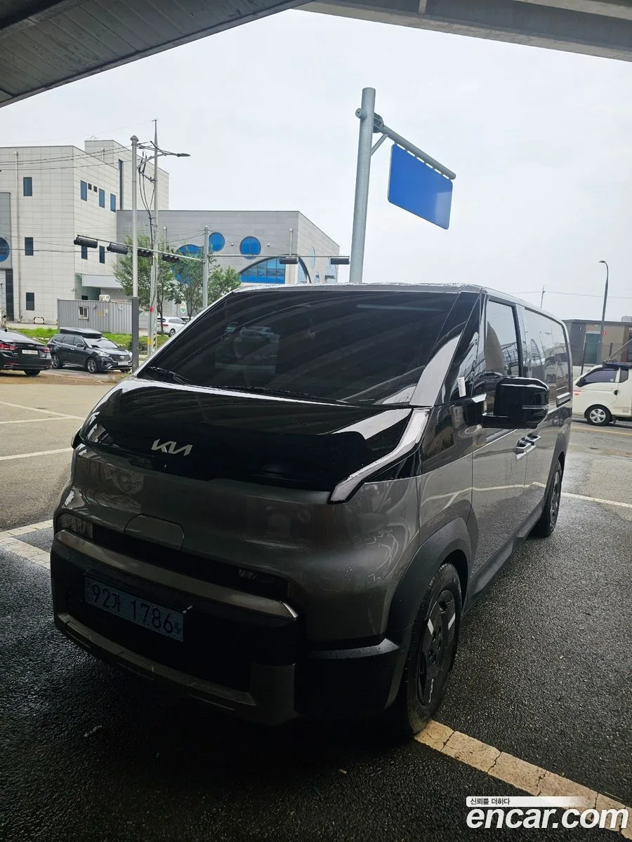 Kia PV5 2026 — photo 1, buy with delivery to Moscow