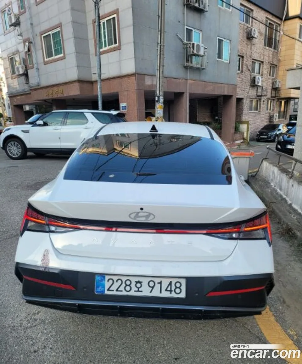 Hyundai Avante CN7 Hybrid 2025 — миниатюра 4