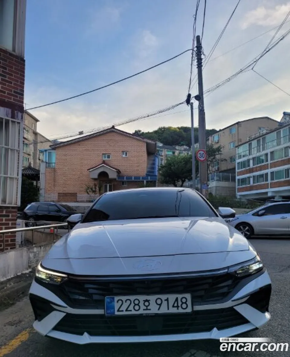 Hyundai Avante CN7 Hybrid 2025 — photo 1, buy with delivery to Moscow