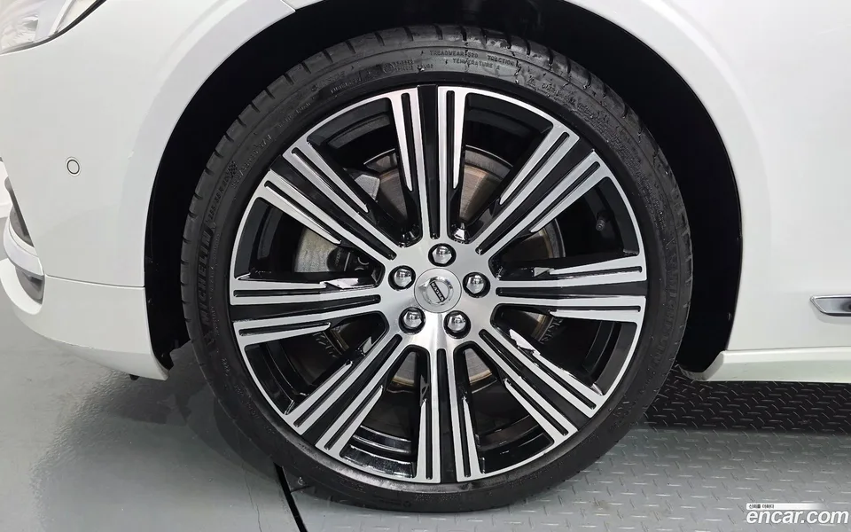 Volvo S90 B6 AWD 2022 — thumbnail 5